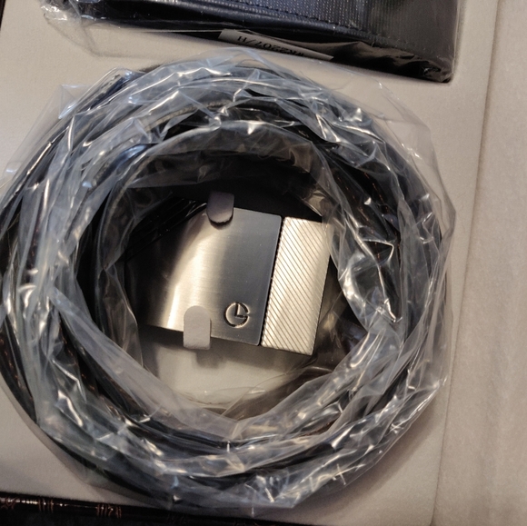 Goldlion Wallet and Belt Gift set - Picture 7 of 7